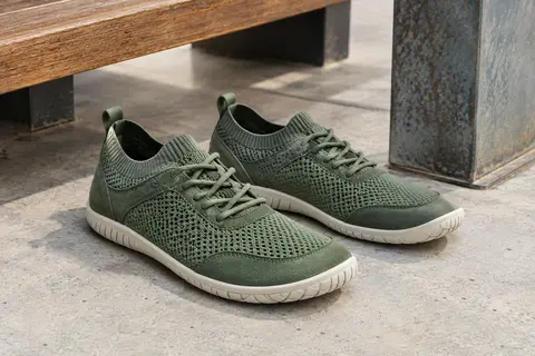 Baskets barefoot vertes à bout large, avec tige en maille et semelle flexible en caoutchouc